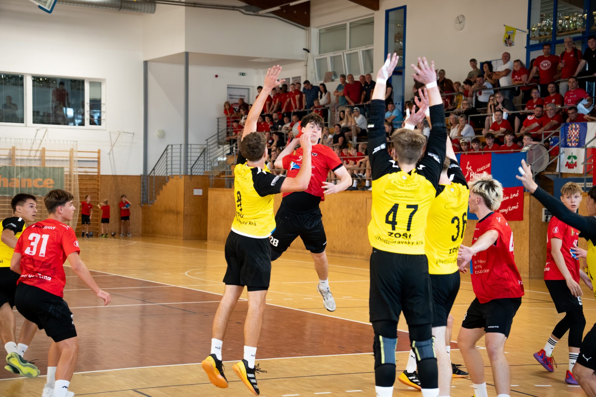 Zápas staršího dorostu (foto: Tomáš Krčál)