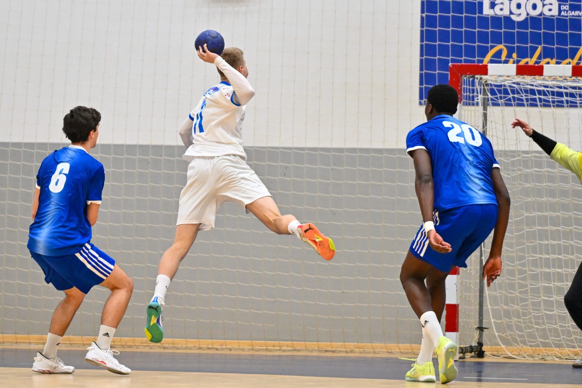 Dorost na turnaji v Portugalsku. (foto: Czech Handball)
